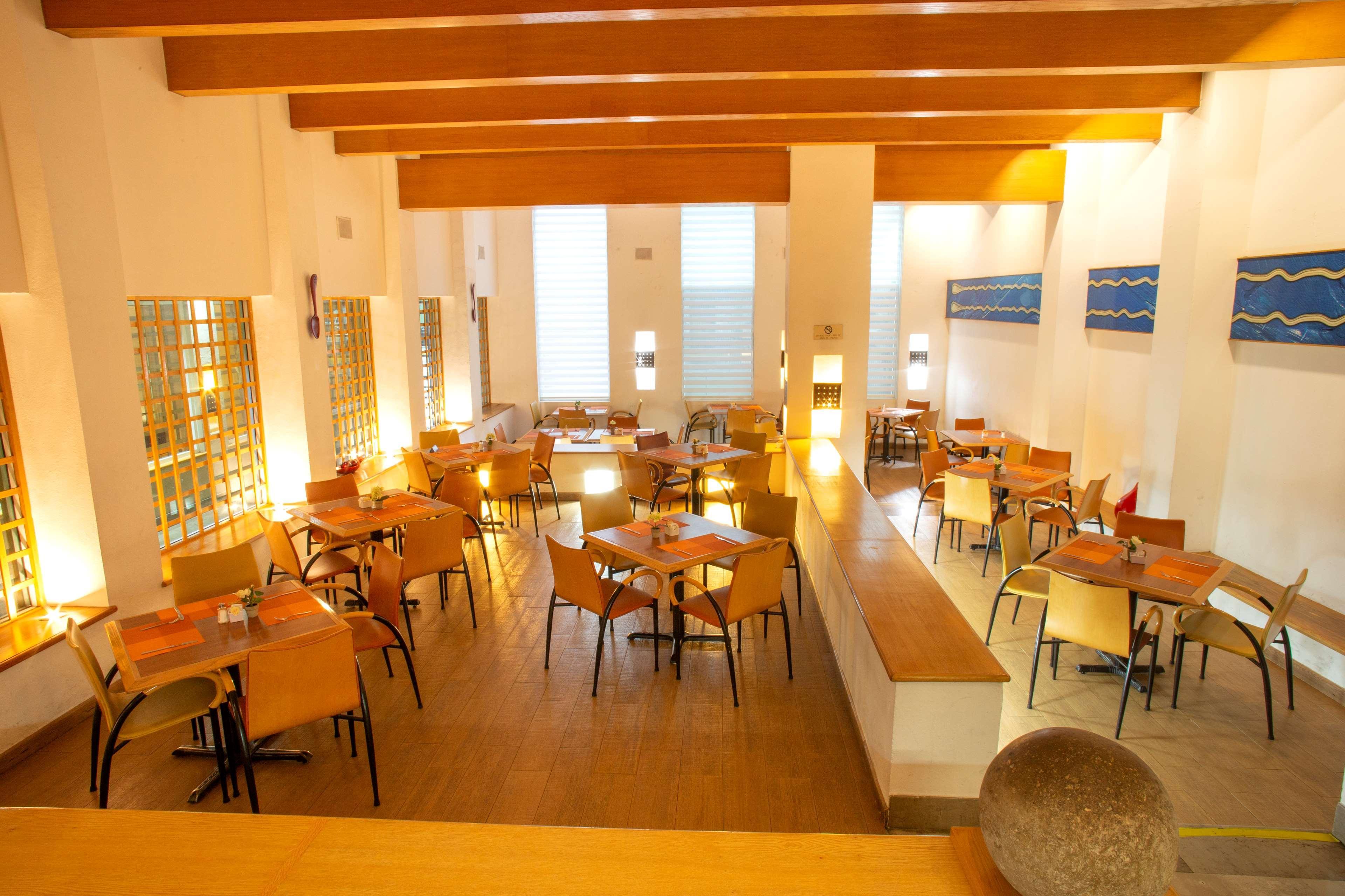 Best Western Plus Monterrey Colon المظهر الخارجي الصورة