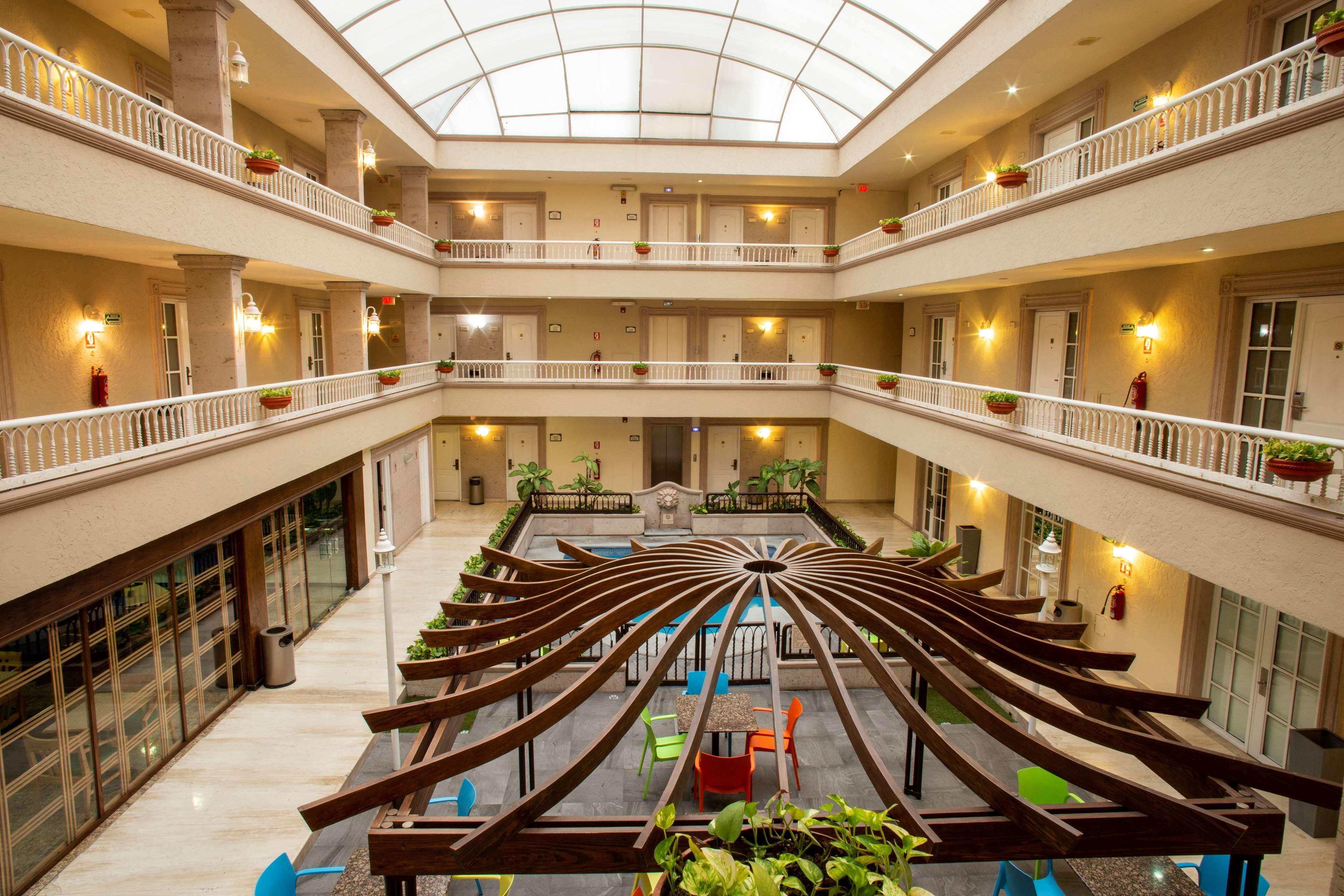 Best Western Plus Monterrey Colon المظهر الخارجي الصورة