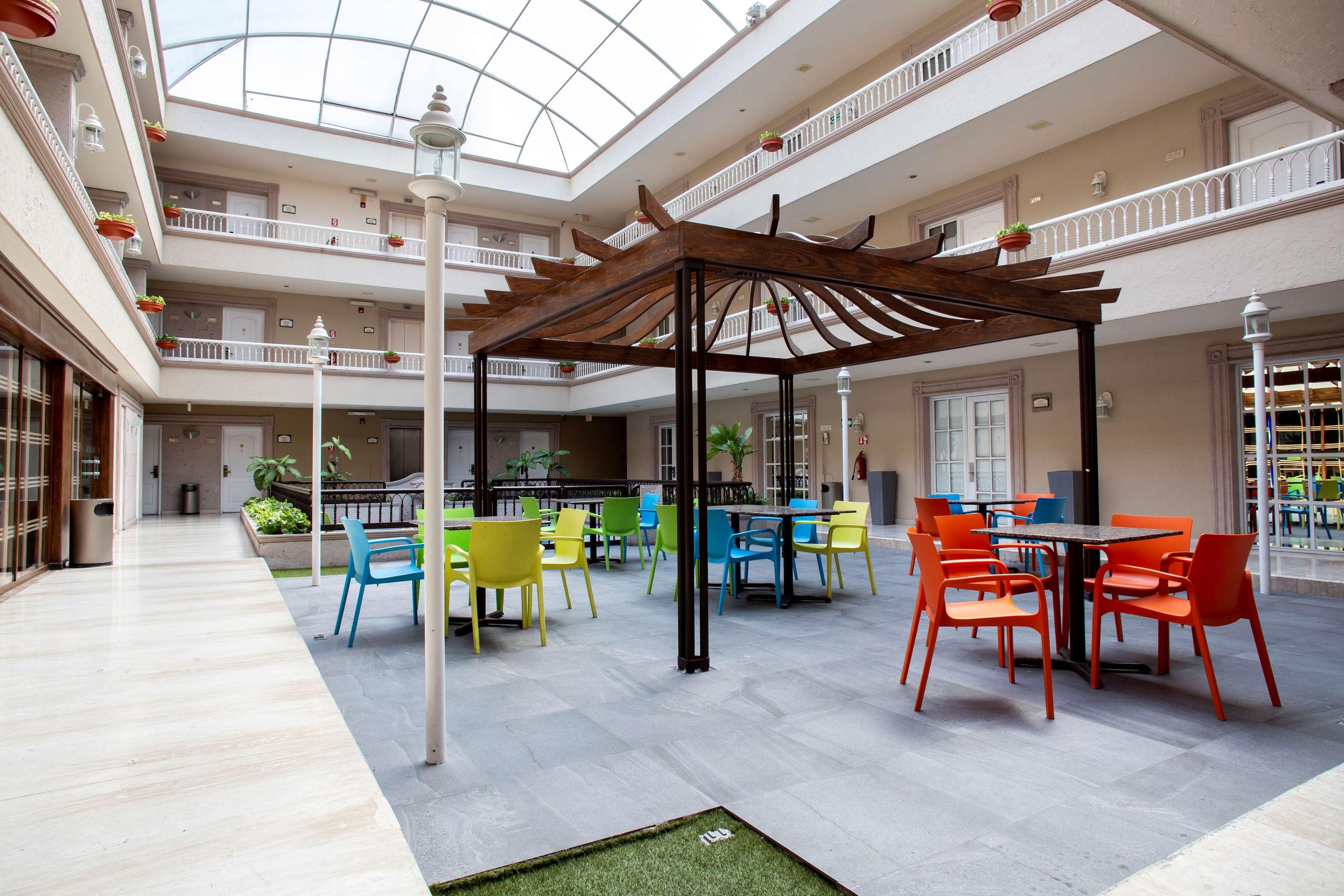 Best Western Plus Monterrey Colon المظهر الخارجي الصورة