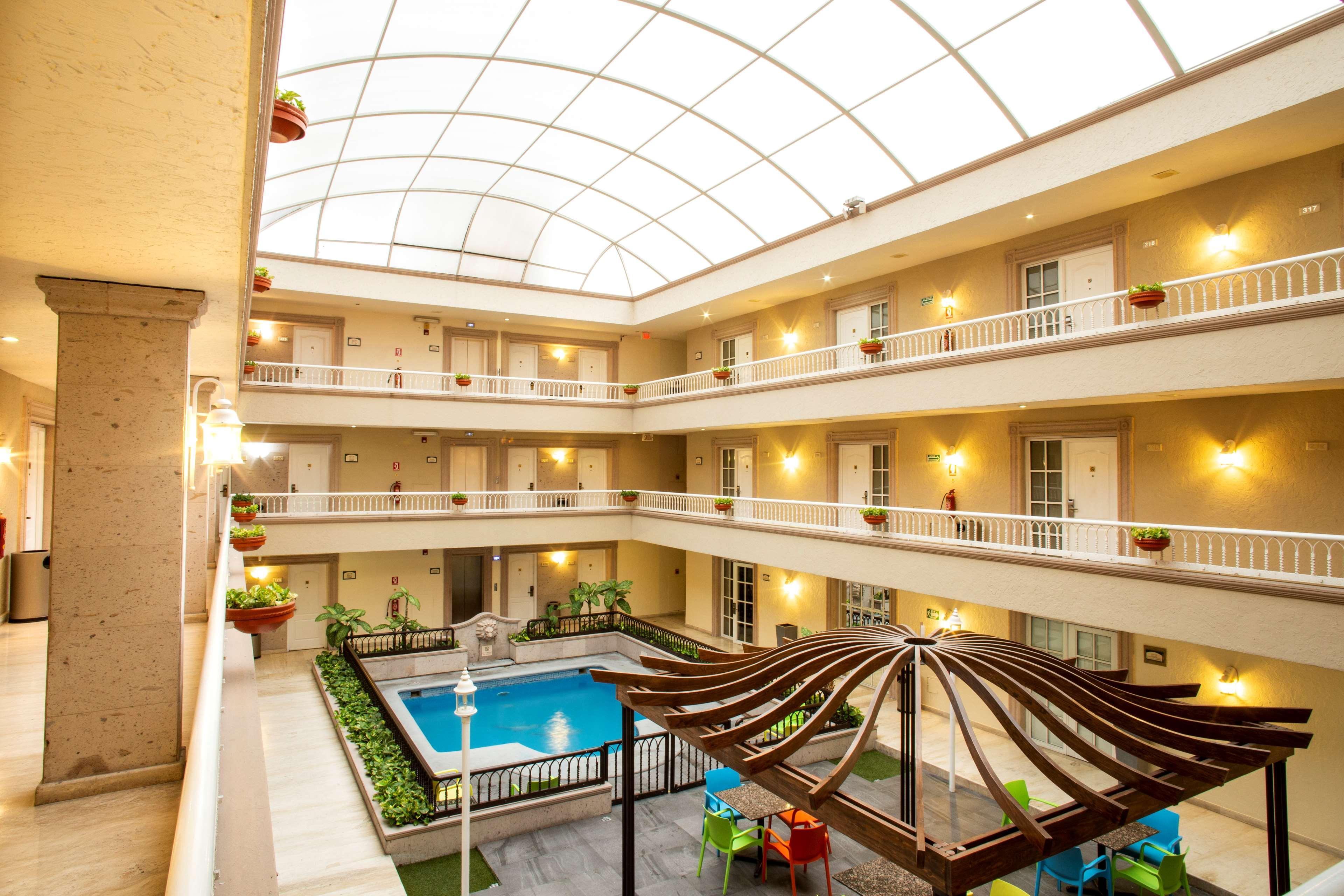 Best Western Plus Monterrey Colon المظهر الخارجي الصورة