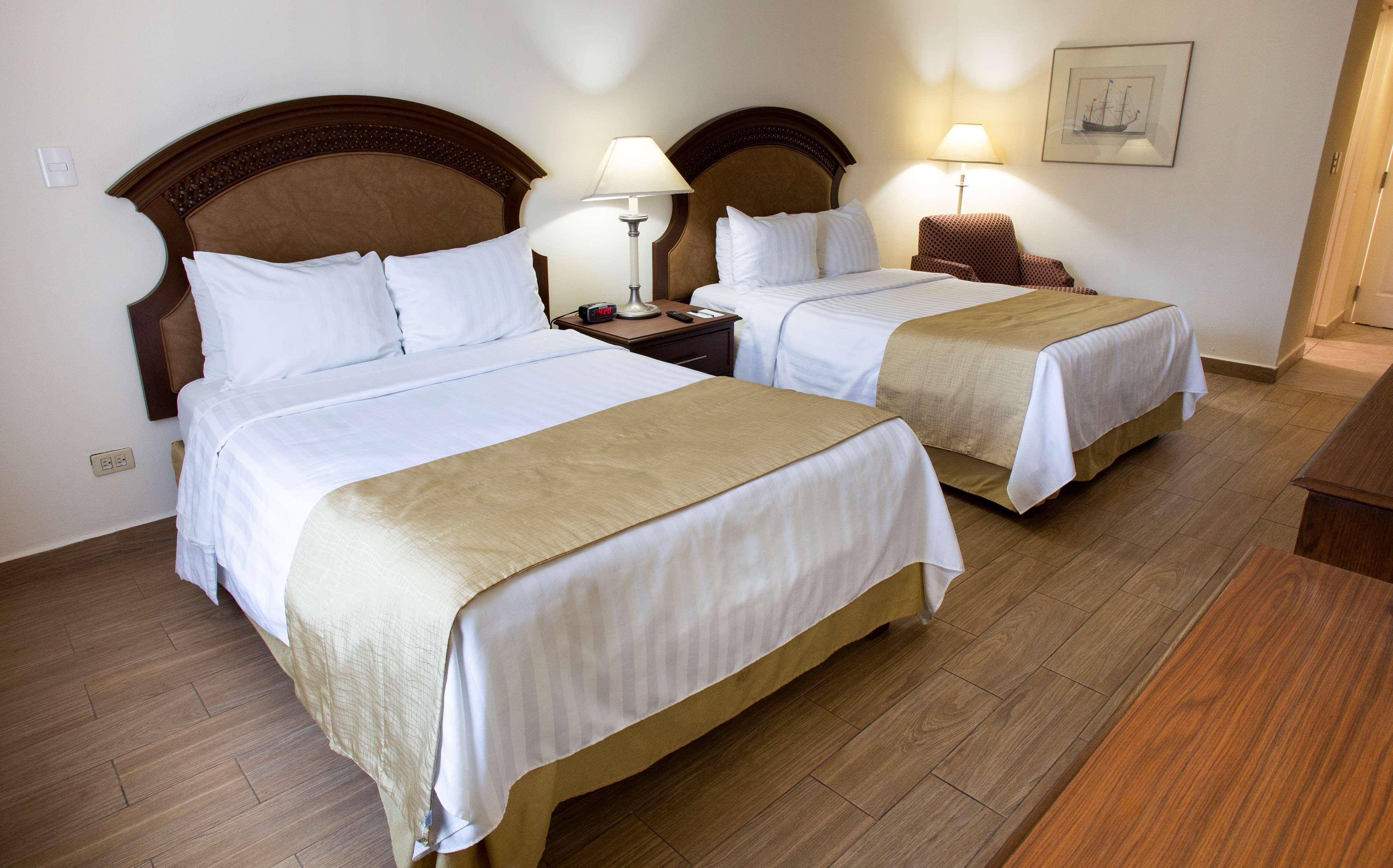 Best Western Plus Monterrey Colon المظهر الخارجي الصورة