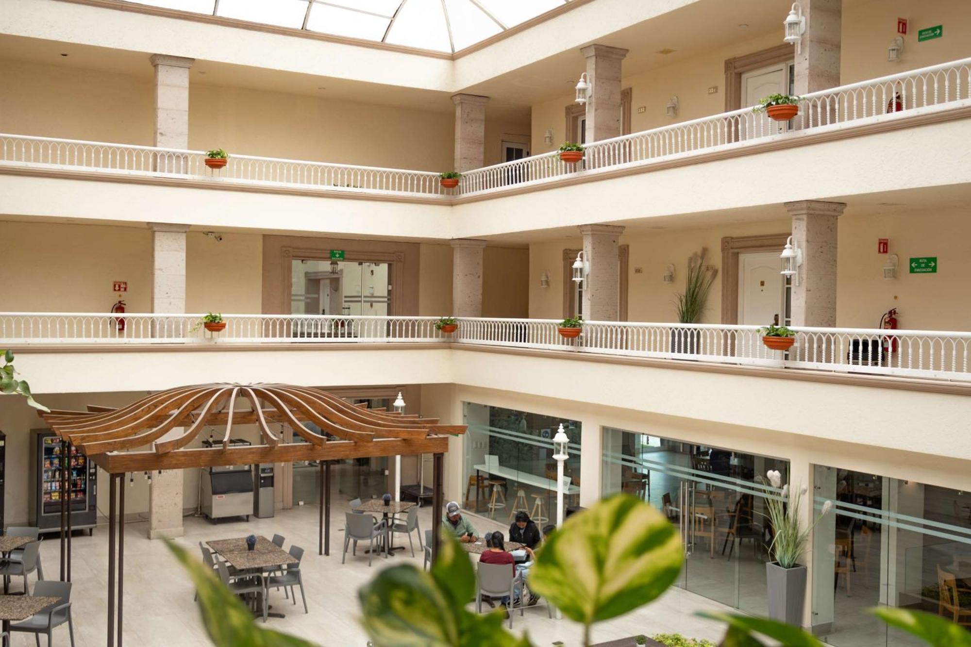 Best Western Plus Monterrey Colon المظهر الخارجي الصورة